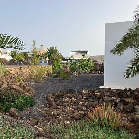 Majanicho Rock - With Heated Pool Villa