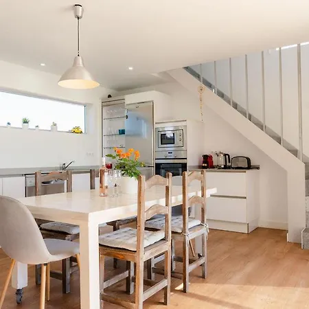 Majanicho Rock - With Heated Pool Villa Lajares