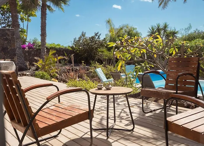 Villa Majanicho Rock - With Heated Pool *