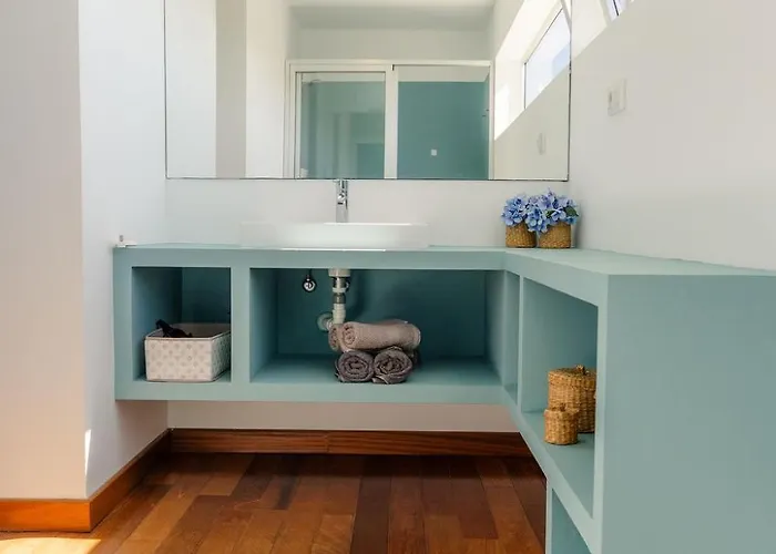 Majanicho Rock - With Heated Pool *