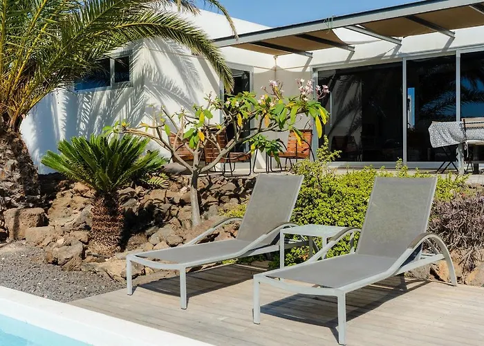 Majanicho Rock - With Heated Pool * Lajares