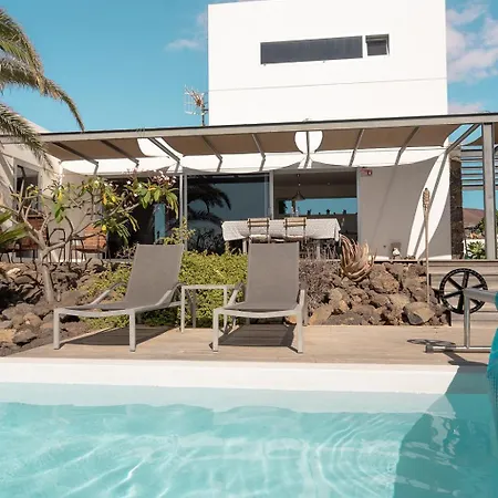 Majanicho Rock - With Heated Pool Willa